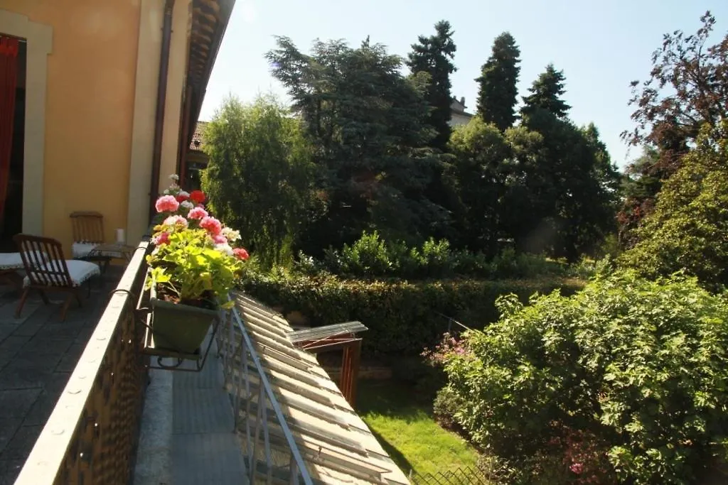 Lisander B&B Seregno 0*,