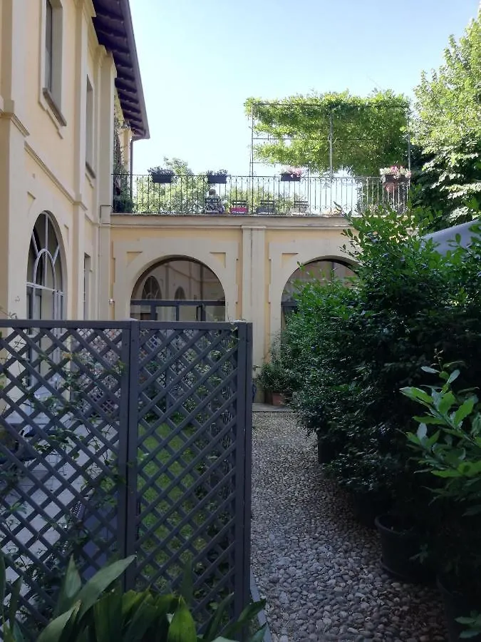 Lisander B&B Seregno Italie
